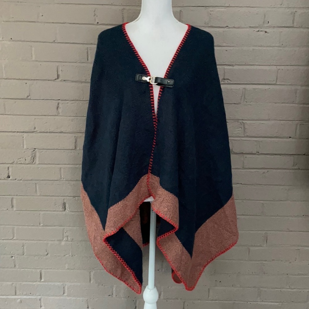 Vince Camuto knit cape